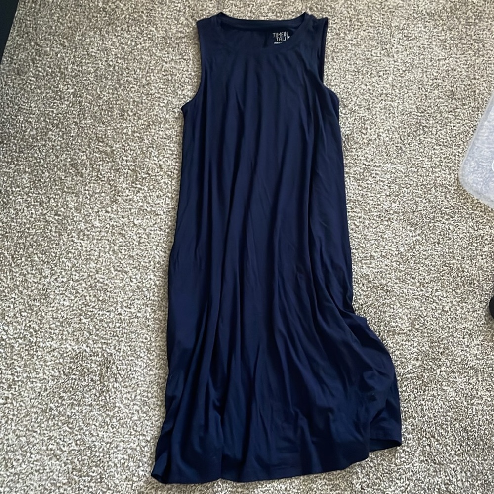 Time and Tru Sleeveless Knit Dress